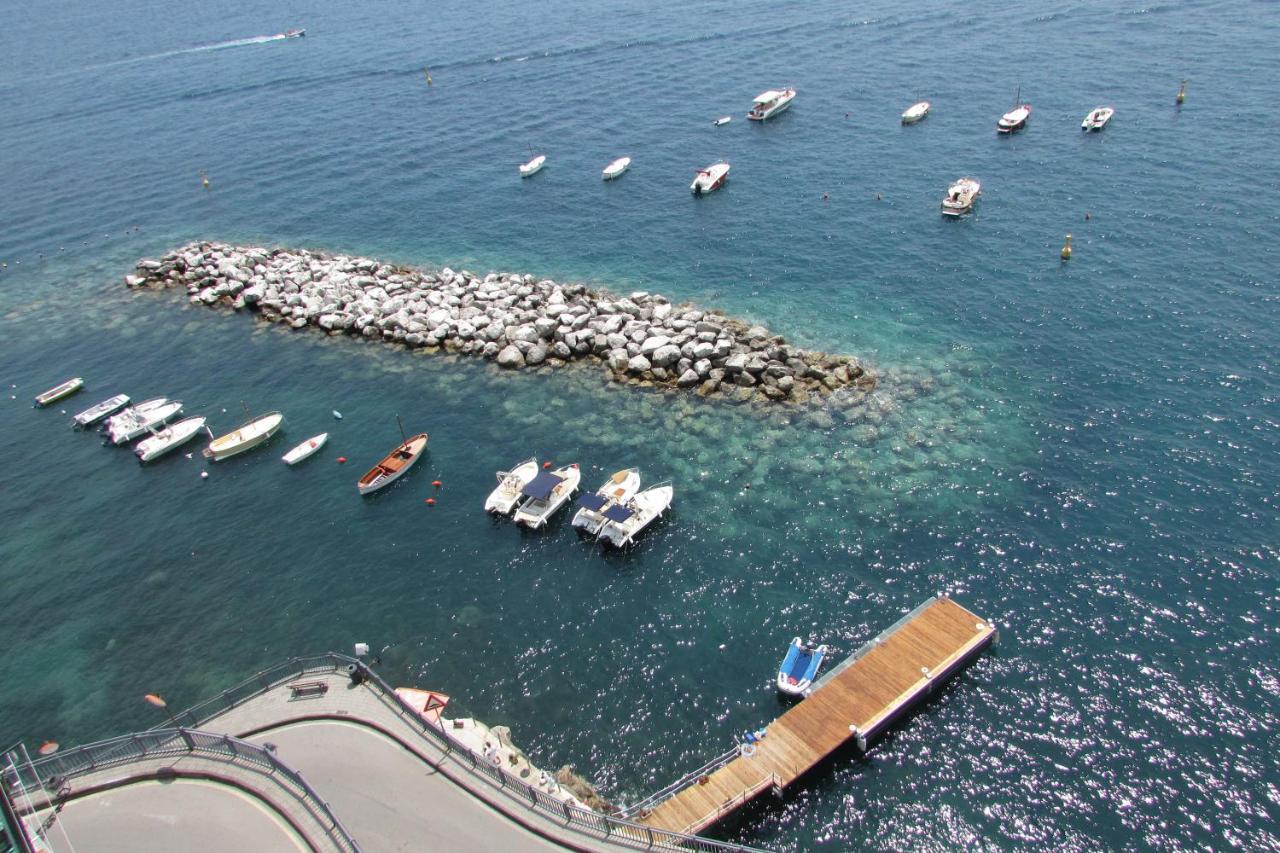 Domus Claudia Hotel Atrani Exterior photo
