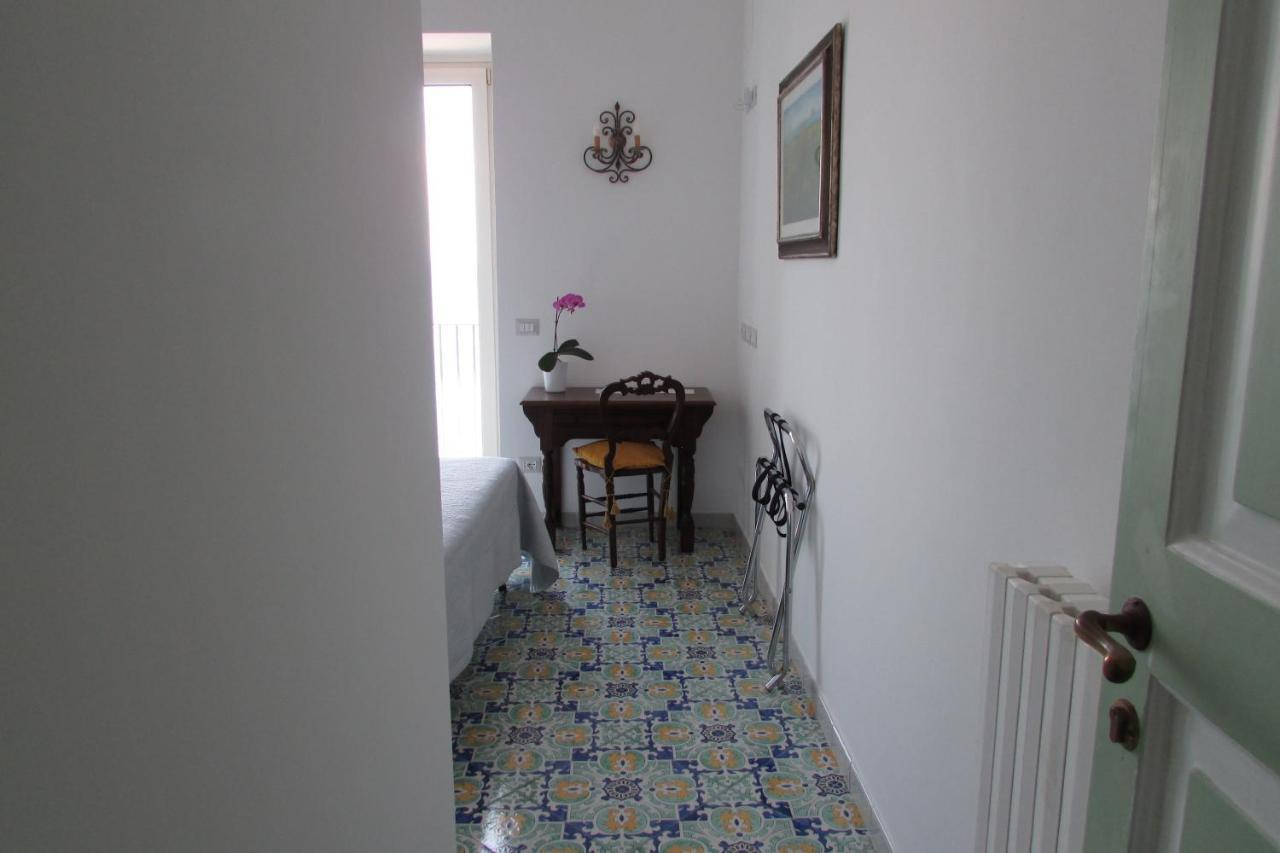Domus Claudia Hotel Atrani Exterior photo
