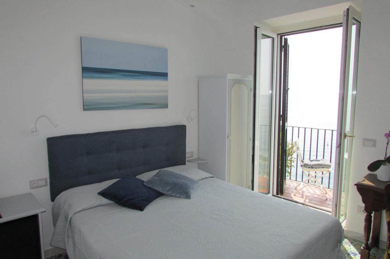 Domus Claudia Hotel Atrani Exterior photo