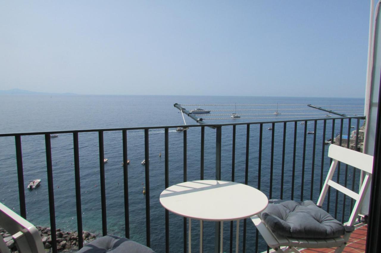 Domus Claudia Hotel Atrani Exterior photo